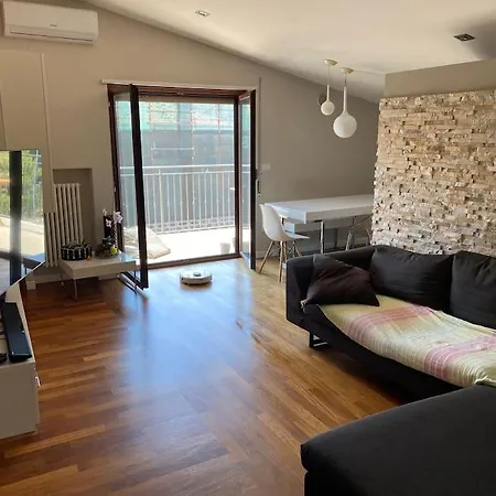 Incantevole A Due Passi Dal Borgo Apartment